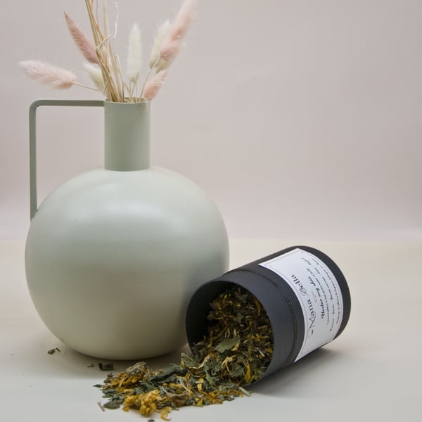 Infusion et tisane dédiée au bien être de la femme - soigner sa santé avec les plantes médicinales | Mana Bella - Tisane et infusions fabrication française